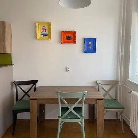 Apartment 25th
